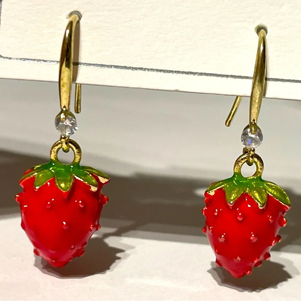 Strawberry 🍓 drop earrings gold cz crystal rhinestone red cute jewelry new gift